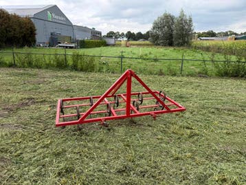 Zelfbouw cultivator | Robuuste uitvoering | 2 Meter, Zakelijke goederen, Ophalen, Grondbewerking