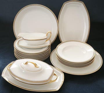 Heinrich & Co - Tafelservies (18) - for 6 Persons -, Antiek en Kunst