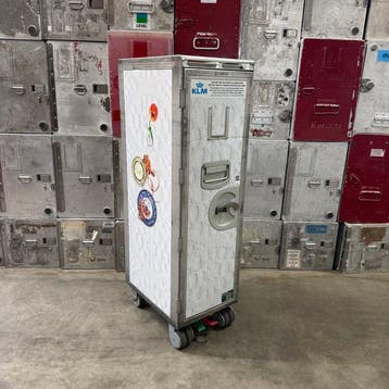 Korita - Trolleys van luchtvaartmaatschappijen - halfsize
