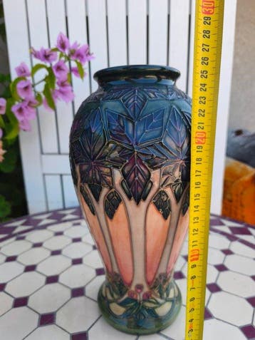 Moorcroft Pottery - Kerry Goodwin - Vaas - Aardewerk - 1994, Antiek en Kunst