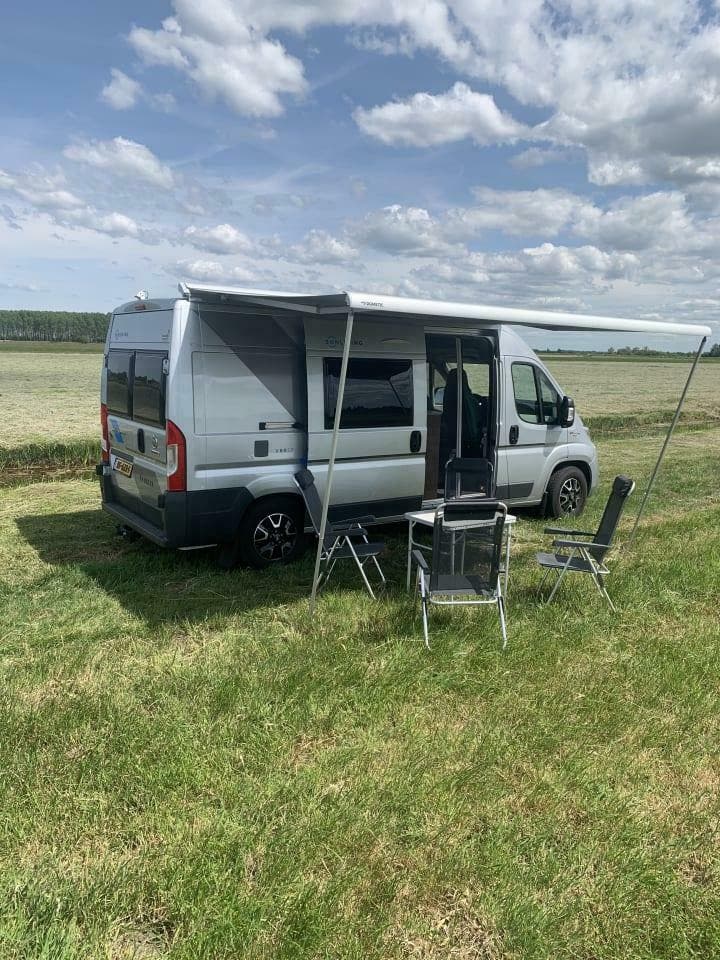Camper huren - Us dream, Caravans en Kamperen, Verhuur