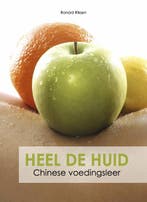 Heel de huid 9789073930407 Ronald Riksen, Boeken, Verzenden, Gelezen, Ronald Riksen
