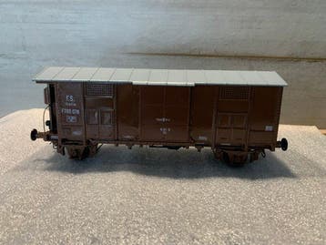 CMD 1 - Model treinwagon (1) - Twee verwijderde klepjes die, Nieuw