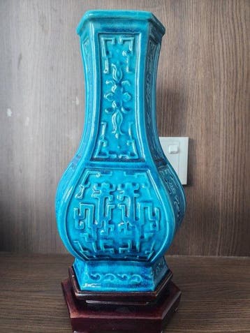 Vaas - Porselein - China - turkoois geglazuurd hexagonaal