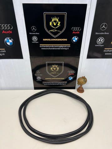 Bagage achter rubber 4 deur BMW bj.2015 Artnr.51767239869, Auto-onderdelen, Carrosserie en Plaatwerk, Gebruikt, Achter, BMW