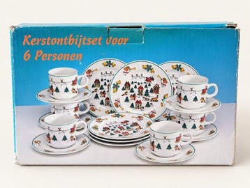 Kerstdecoratie (18) - Kerstontbijt set 18-delig - Porselein, Diversen, Nieuw