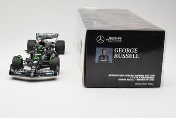 Minichamps 1:18 - Model raceauto - Mercedes-AMG Petronas F1, Nieuw