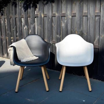 Eetkamerstoel  Kunststof  - Kuipstoel  - Stoel, Huis en Inrichting, Stoelen, Ophalen of Verzenden, Nieuw, Zwart