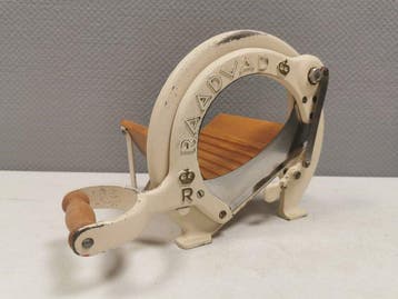 Raadvad - Ove Larsen - Broodsnijmachine - 294 - Hout, Staal,, Antiek en Kunst