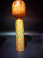 Isetsu Kuribayashi - Beeldje, Prachtige Sosaku Kokeshi