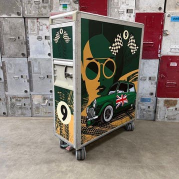 Driessen / Zodiac / Safran - Trolleys van