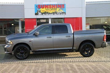 RUIME KEUS UIT DIV.DODGE RAM 1500 PICK-UPS SCHERPE PRIJZEN!!, Automaat, Verwarmde buitenspiegels, Zwart, Zwart