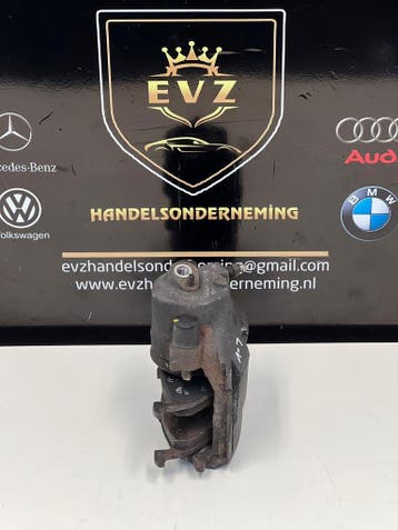 VW UP! Remklauw tang links voor met remblokken 2011 tot 2020, Gebruikt, Volkswagen