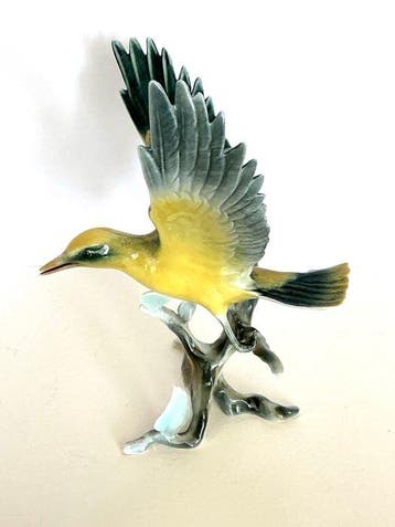 Alka Kunst - Beeldje - De goudoriol “Oriolus auratus” -