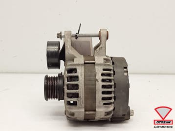 Mercedes C Klasse W204 Dynamo 150A A0009062003, Ophalen, Gebruikt, Mercedes-Benz