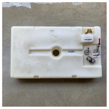 Bieden: Osculati Durable Marine Fuel Tank With, Ophalen of Verzenden, Nieuw, Motor en Techniek, Zeilboot of Motorboot