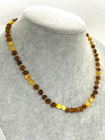 Authentieke natuurlijke Baltische barnsteenketting met