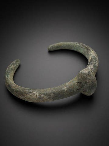 West-Aziatisch Ijzertijd, oude armband (armring), 10e–7e
