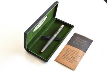 Parker - NOS – 75 Ciselé Vermeil – Sterling Silver & 14K, Verzamelen, Nieuw