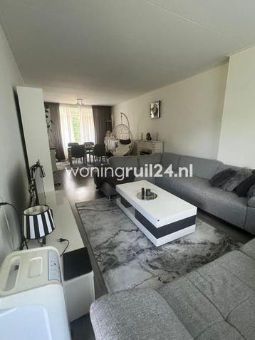 Woningruil - Oud Ambacht 229 - 3 kamers en Friesland, Friesland