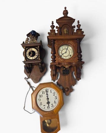 Wandklok (3) - Hout - 1960-1970 - voor restauratie
