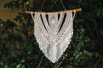 Macramépatroon Wandkleed Boho met Franjes - Katia Design, Ophalen of Verzenden, Nieuw