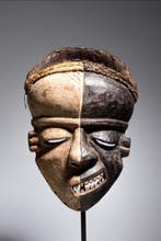 Masque de maladie Mbangu - Pende - Democratische Republiek, Antiek en Kunst