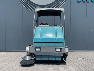 Tennant 8300 veegschrobmachine, Ophalen of Verzenden