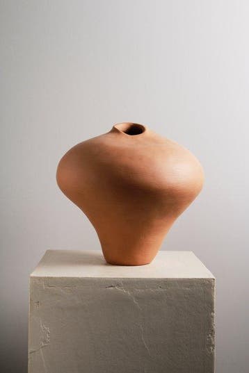 Valentina Cojocaru - Vaas - Aardewerk - Erosie