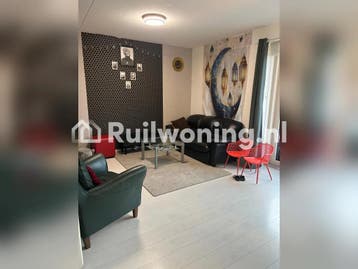 Leuke flat in Huissen zoekt woning in Arnhem, Huizen en Kamers, Woningruil, Gelderland