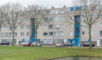 Te Huur 4 Kamer Appartement Bernard Shawsingel In Amsterdam, Huizen en Kamers, Huizen te huur, Direct bij eigenaar, Appartement