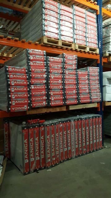 radiatoren 40 cm hoog met zij  en onderaansluiting t6 uni 6, 30 tot 80 cm, Hoog rendement (Hr), Radiator, Nieuw