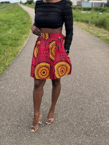 Afrikaanse print mini rok - Rode Dotted Patterns - S, Kleding | Dames, Ophalen of Verzenden, Nieuw