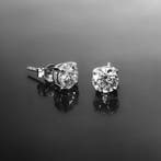 Zilveren Moissanite Oorknopjes | 0.6 - 4 ct | My Moissanite, Ophalen of Verzenden, Nieuw, Zilver, Met edelsteen