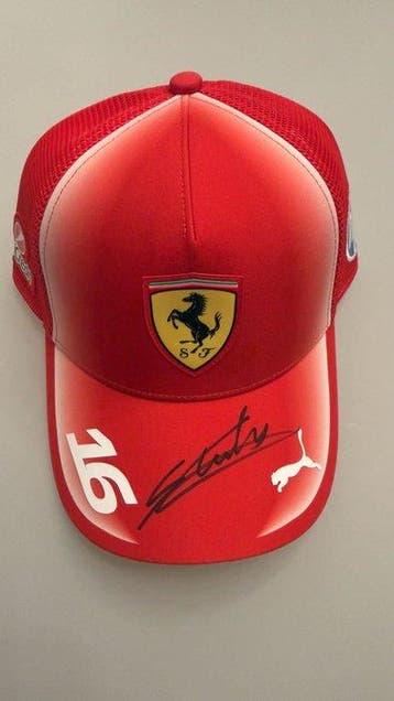 Ferrari - Formule 1 - Charles Leclerc - 2026 - Honkbalpet, Verzamelen, Nieuw