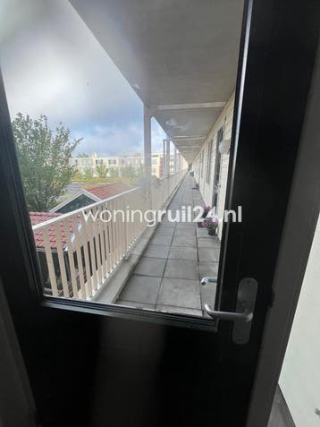 Woningruil - Europalaan 819 - 4 kamers en Flevoland, Flevoland