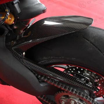 Ducati Panigale V4 S Carbon Achterspatbord, Verzenden