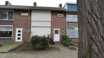 Te huur: Huis Generaal van Dedemlaan in Eindhoven, Huizen en Kamers, Eindhoven, Noord-Brabant