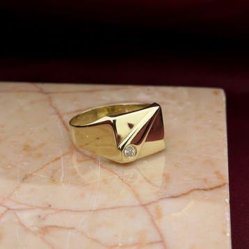 Gouden zegelring met diamant; 0,07 ct., Gebruikt, 20 of groter, Heer, Ophalen of Verzenden