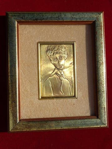 Italië. Amedeo Modigliani 24 carat gold finished over silver
