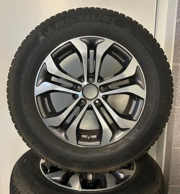 Mercedes-Benz GLC (Coupé) Winterbanden + Velgen, Gebruikt, Banden en Velgen, 17 inch, 235 mm
