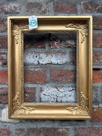 Lijst - 235. Antieke goud vergulde schilderijlijst, Première