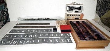 Grote collectie vintage letters, cijfers, sjablonen en