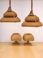 Kroonluchter - Rattan - Twee tafellampen en twee hanglampen.