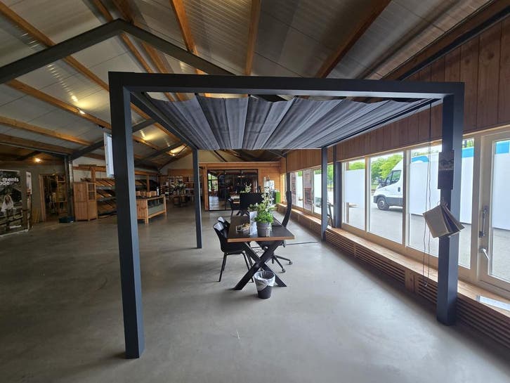 Showmodel Platinum Optiva Pergola 319 x 319 cm, Tuin en Terras, Overkappingen, Gebruikt, Ophalen