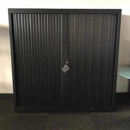 (MDK-107110) Kwadrant roldeurkast, NIEUW, 120 cm hoog, Huis en Inrichting, Kasten | Roldeurkasten en Archiefkasten, Nieuw, Ophalen of Verzenden