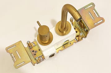 VOLA 911-70 TWEEGATS INBOUW WAND FONTEIN/TAPKRAAN GEBORSTELD, Ophalen of Verzenden, Nieuw