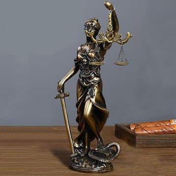 sculptuur, Goddess of Justice Statue – Blindfolded Figure