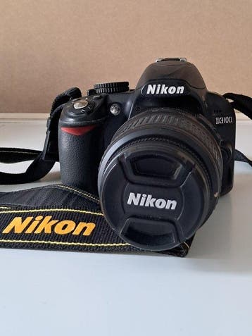Nikon D3100 + AF-S 18-55 II Digitale camera, Nieuw