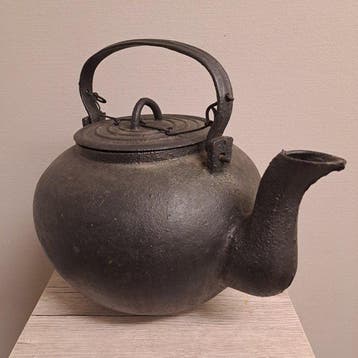 Fluitketel - Gietijzer - Gietijzer waterketel, Antiek en Kunst, Antiek | Overige Antiek